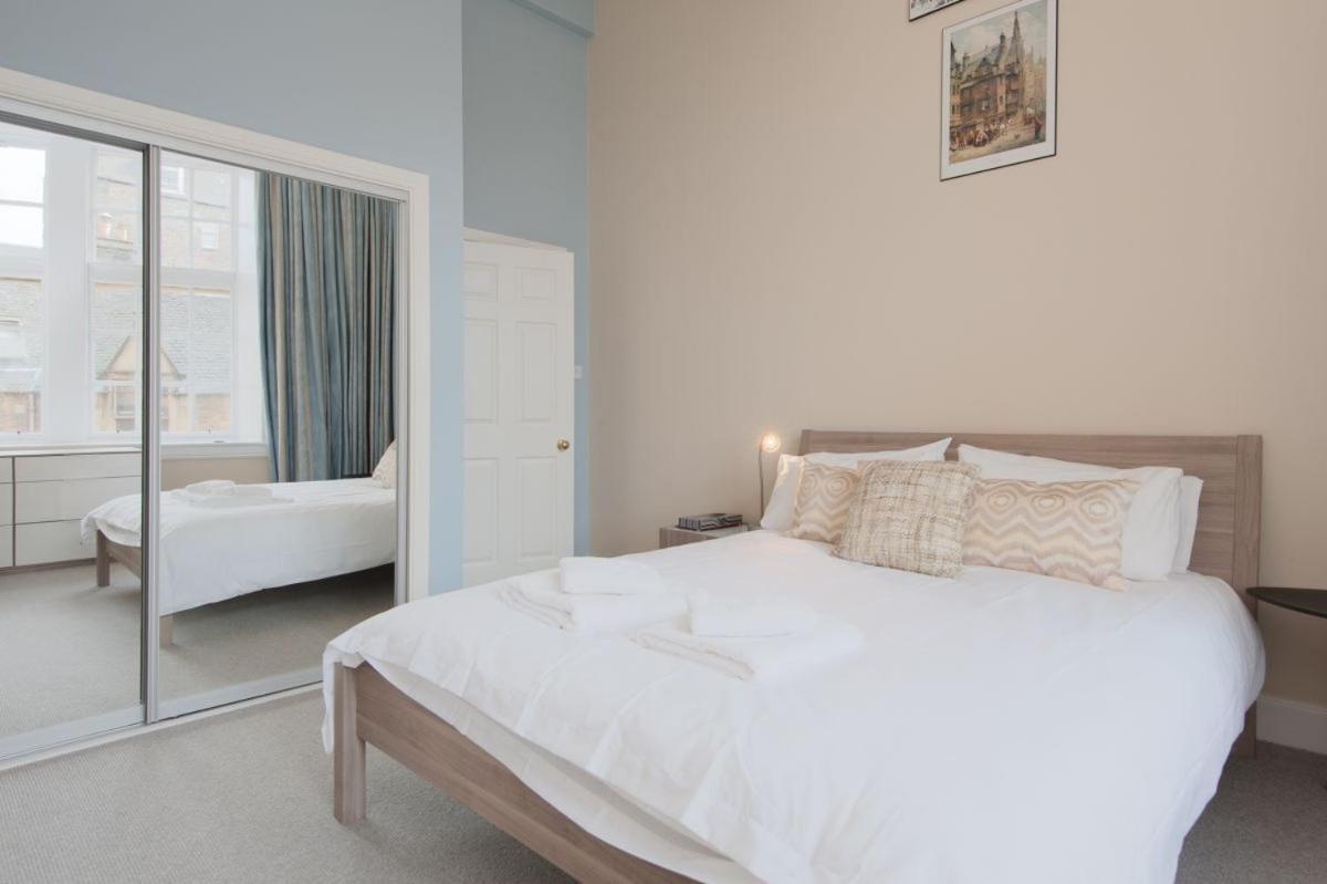 Royal Mile Mansions By Edinburgh City Apartments Edimburgo Exterior foto